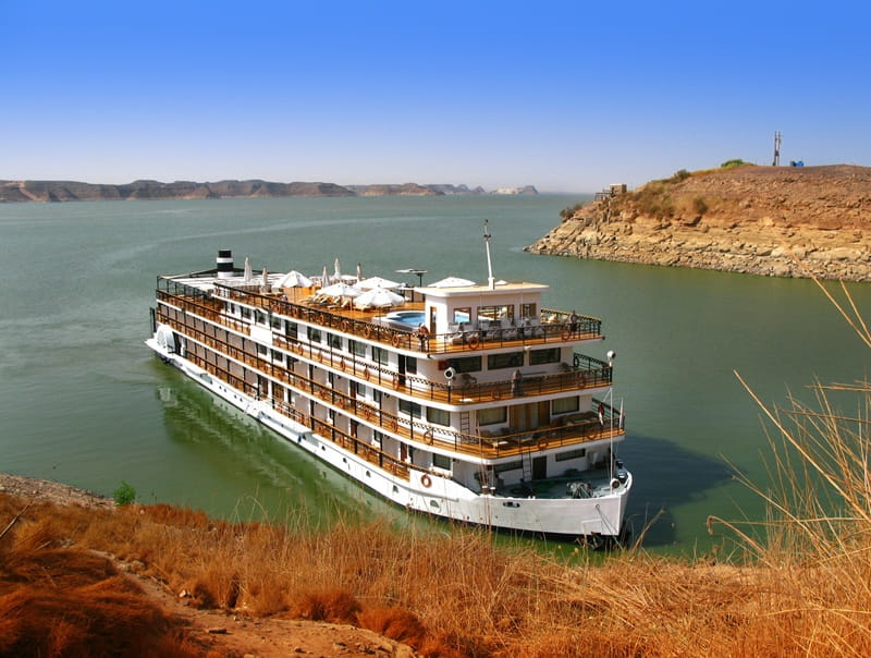 Kreuzfahrt auf dem Nassersee waehrend der Aegypten Studienreise Intensiv 2