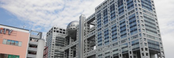 Hauptgebäude von Fuji-TV auf der Insel Odaiba in Tokyo.