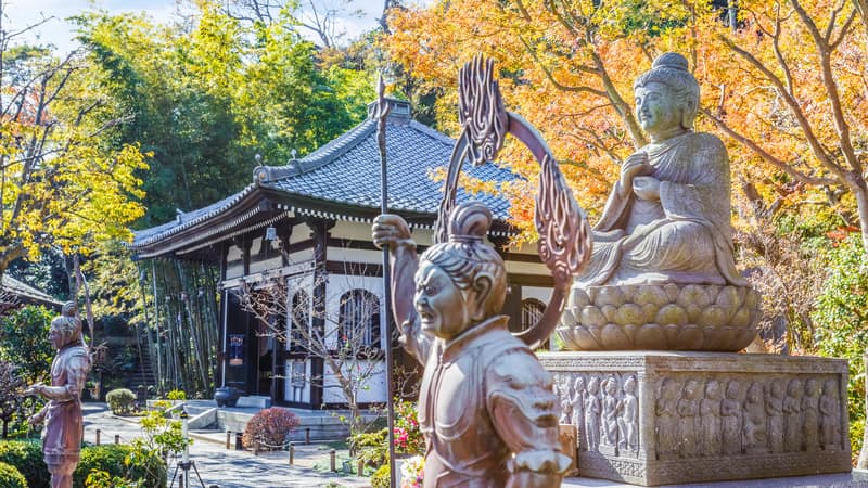 Buddha-Statue am Hasedera-Tempel Kamakura