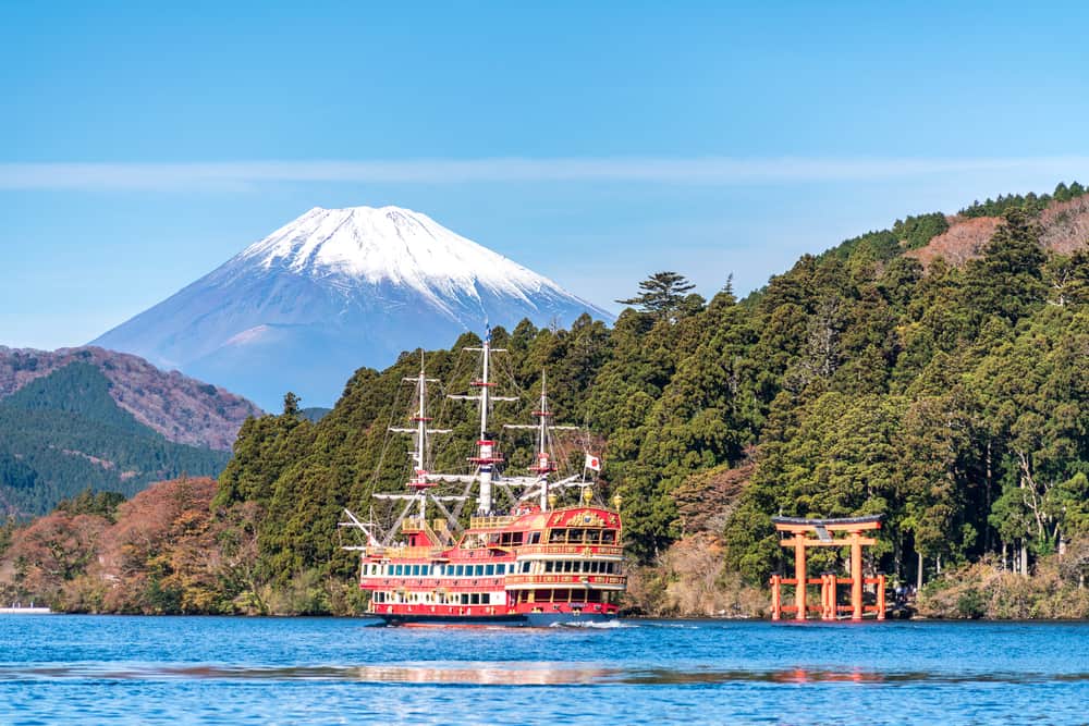 Bootsfahrt auf dem Ashi See mit Fuji San